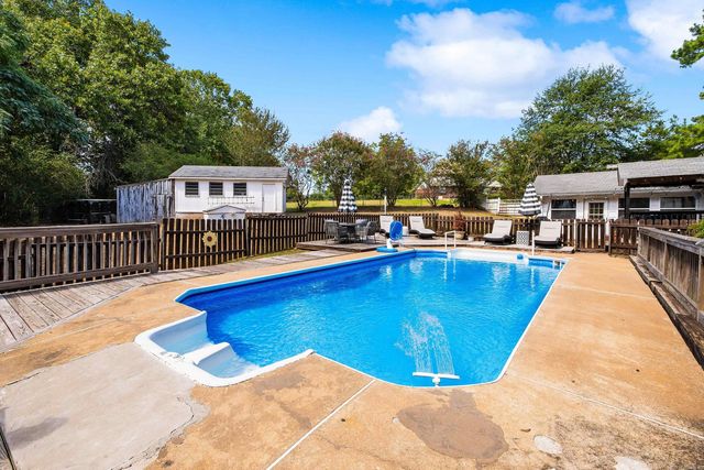 20105 Forrester Lane, Little Rock, AR 72206