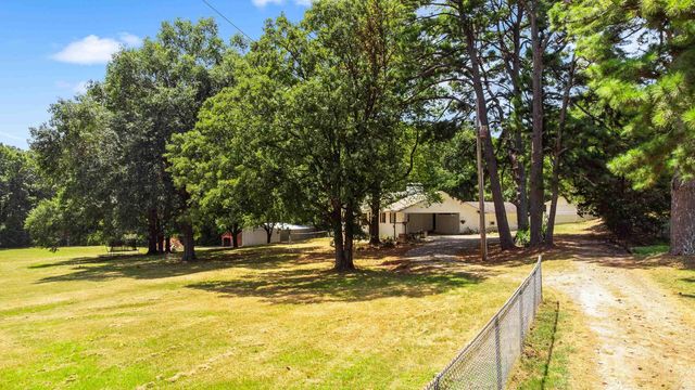 20105 Forrester Lane, Little Rock, AR 72206