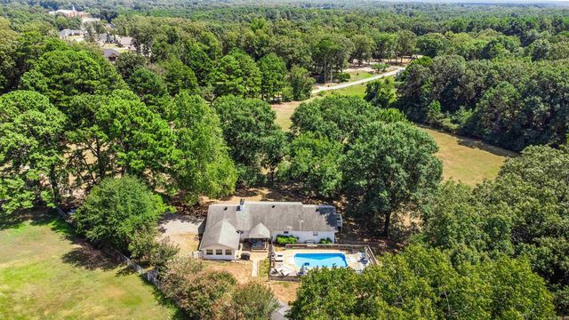 20105 Forrester Lane, Little Rock, AR 72206