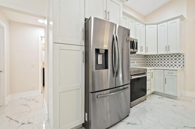 4498 Dogwood Circle, Weston, FL 33331
