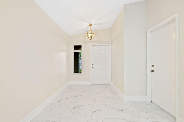 4498 Dogwood Circle, Weston, FL 33331