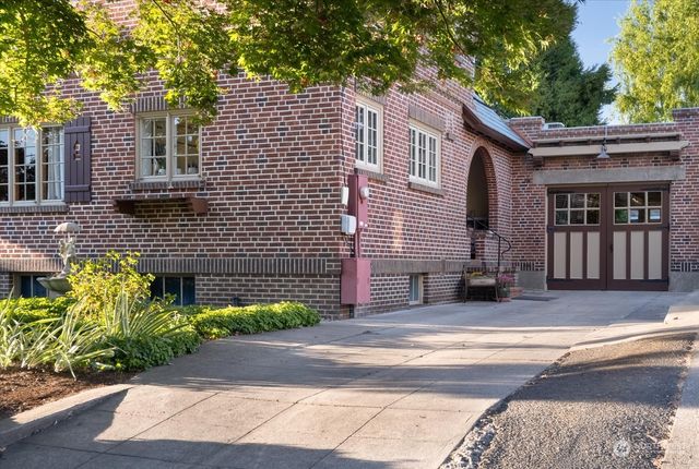 1003 Boyer Avenue, Walla Walla, WA 99362