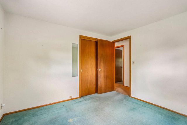 W173N8514 Robert AVENUE, Menomonee Falls, WI 53051