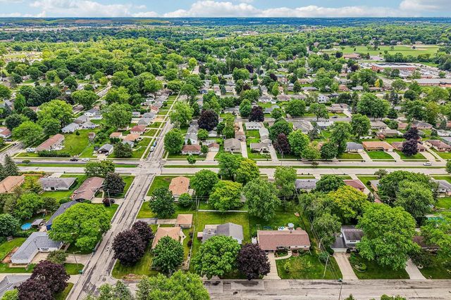 W173N8514 Robert AVENUE, Menomonee Falls, WI 53051