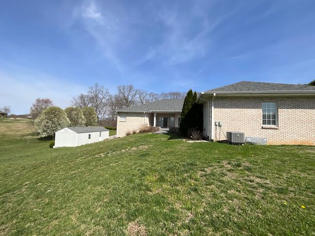 415 Splendor View Drive, Somerset, KY 42503