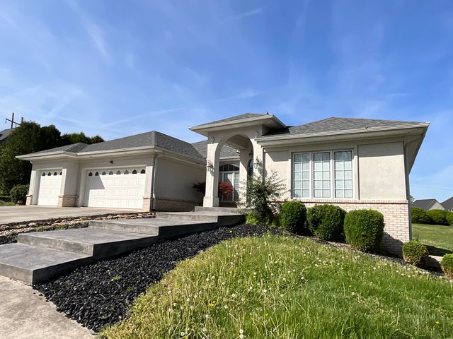 415 Splendor View Drive, Somerset, KY 42503