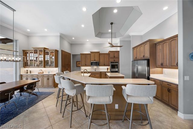 8985 Star Tulip CT, Naples, FL 34113