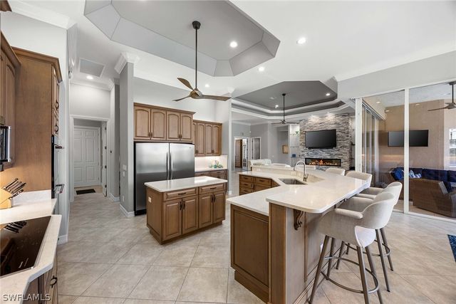 8985 Star Tulip CT, Naples, FL 34113