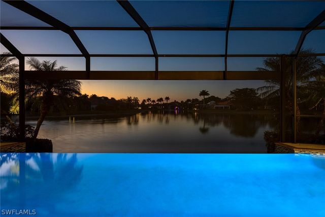 8985 Star Tulip CT, Naples, FL 34113