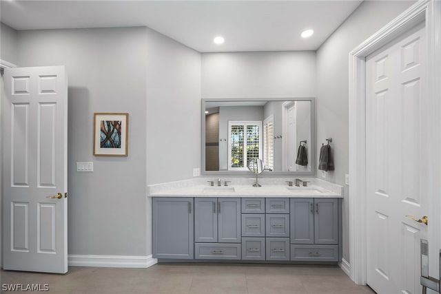 8985 Star Tulip CT, Naples, FL 34113