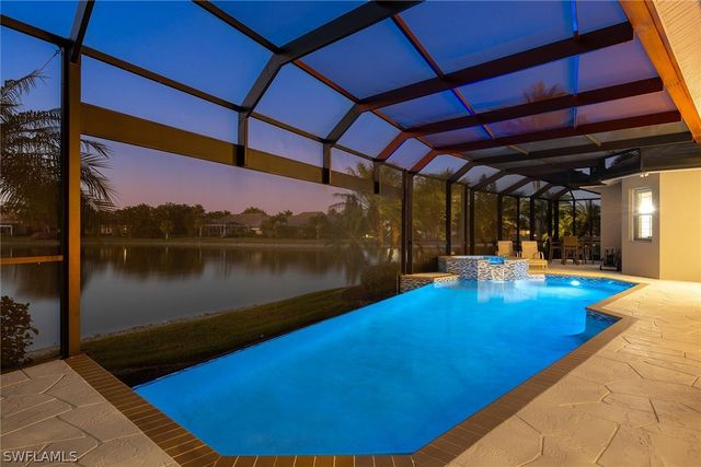 8985 Star Tulip CT, Naples, FL 34113