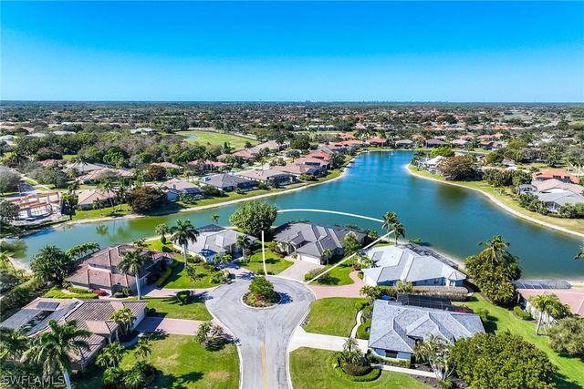 8985 Star Tulip CT, Naples, FL 34113