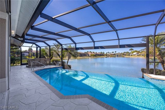 8985 Star Tulip CT, Naples, FL 34113