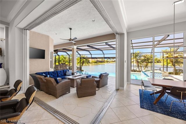 8985 Star Tulip CT, Naples, FL 34113