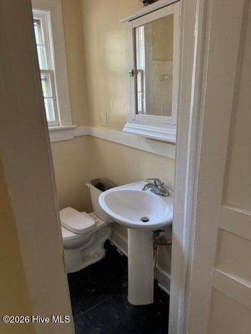 1111 Grove Street N, Wilson, NC 27893