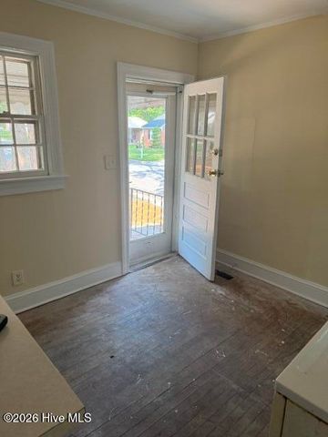 1111 Grove Street N, Wilson, NC 27893