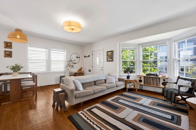 2640 N Hamlin Avenue, Chicago, IL 60647