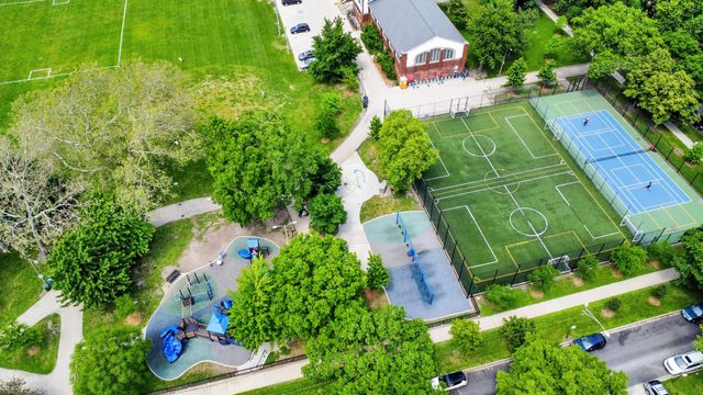 2640 N Hamlin Avenue, Chicago, IL 60647