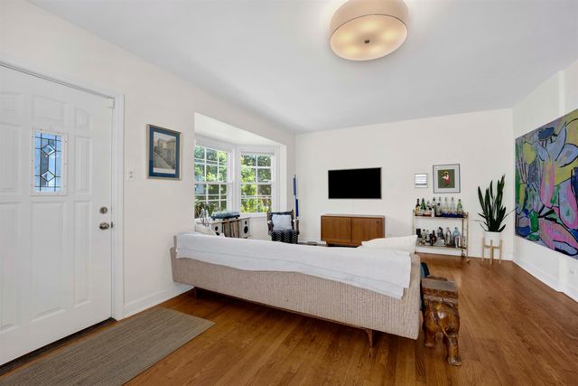 2640 N Hamlin Avenue, Chicago, IL 60647