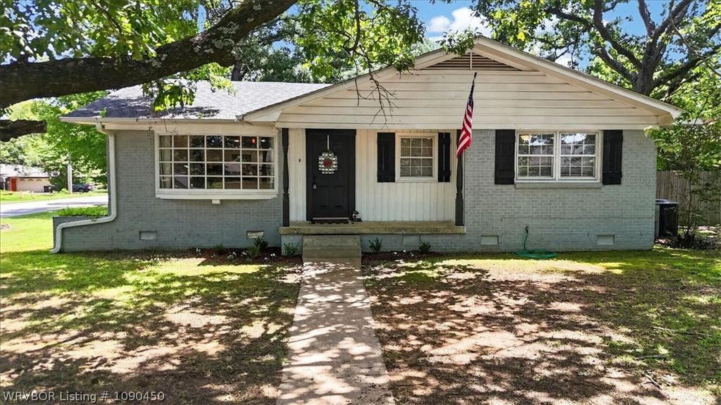 2801 S 36th Street, Fort Smith, AR 72908