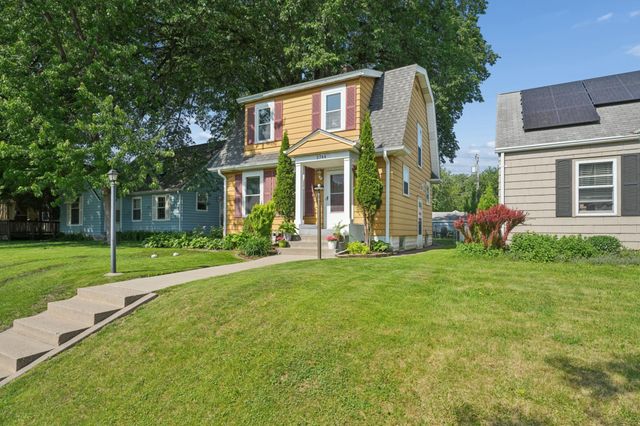 5744 26th Avenue S, Minneapolis, MN 55417