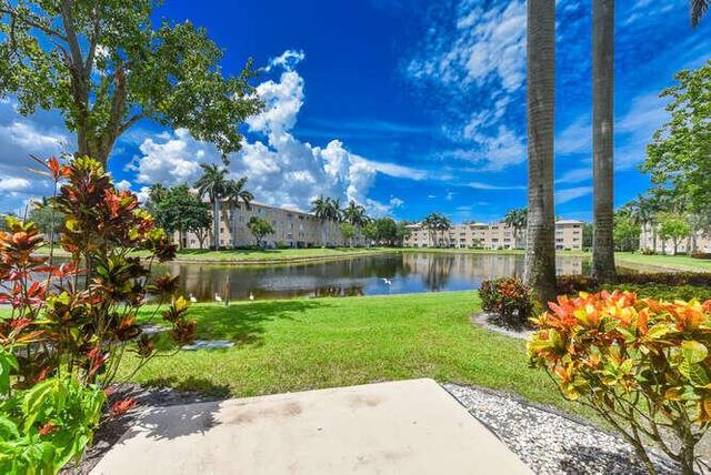 5749 Gemstone Court 105, Boynton Beach, FL 33437