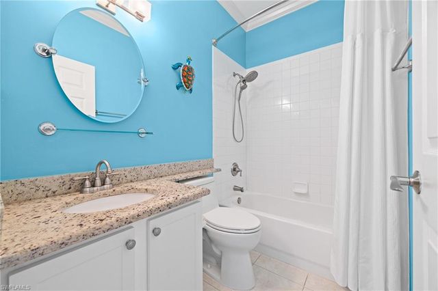 1958 Dory CT, Naples, FL 34109