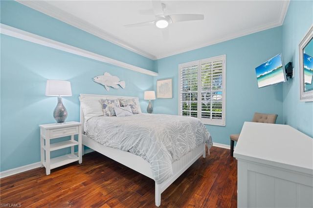 1958 Dory CT, Naples, FL 34109