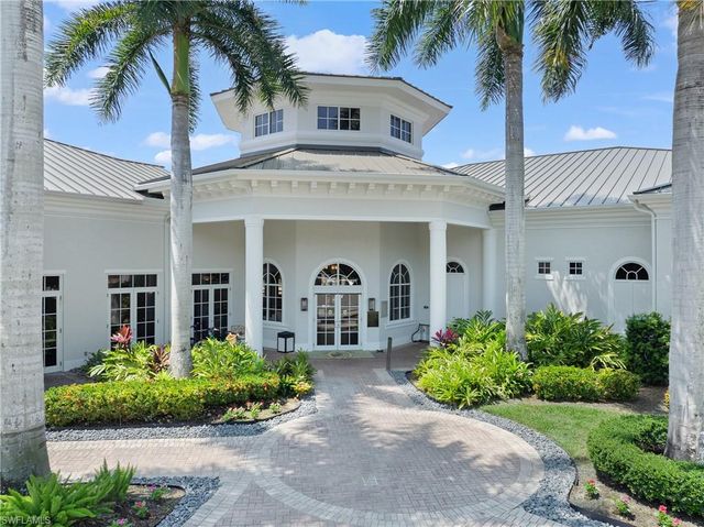 1958 Dory CT, Naples, FL 34109