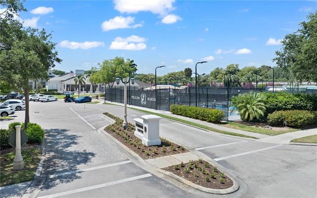 1958 Dory CT, Naples, FL 34109