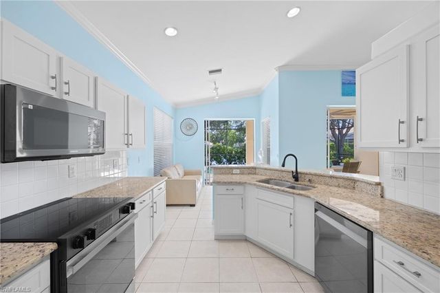 1958 Dory CT, Naples, FL 34109