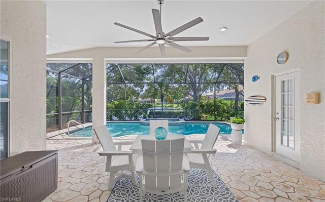 1958 Dory CT, Naples, FL 34109