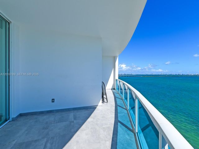 725 NE 22nd St 16A, Miami, FL 33137