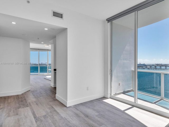 725 NE 22nd St 16A, Miami, FL 33137