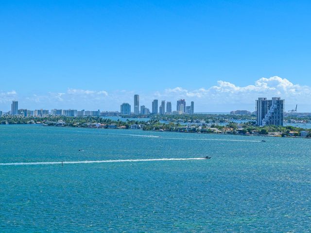 725 NE 22nd St 16A, Miami, FL 33137