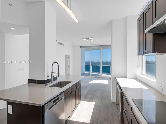 725 NE 22nd St 16A, Miami, FL 33137