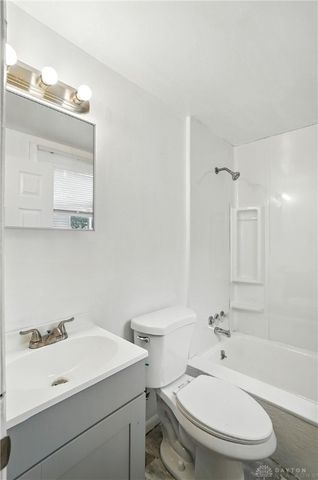 21 W Main Street, West Carrollton, OH 45449
