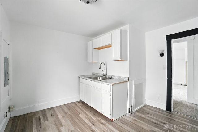 21 W Main Street, West Carrollton, OH 45449