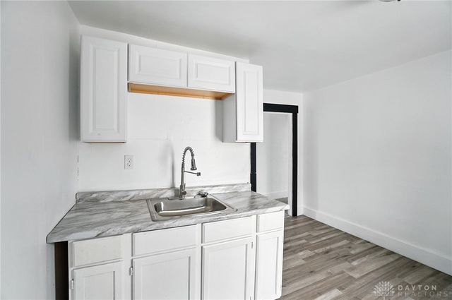 21 W Main Street, West Carrollton, OH 45449