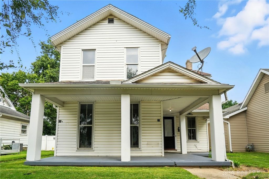 21 W Main Street, West Carrollton, OH 45449