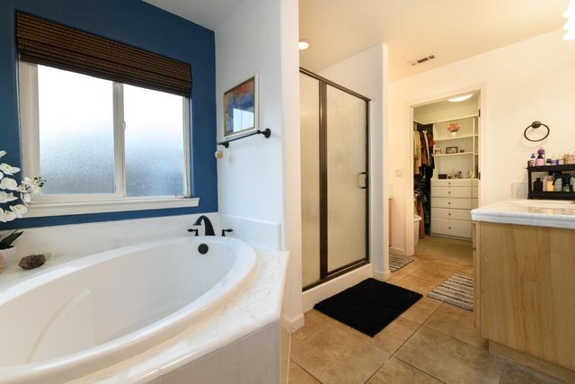 671 Valleybrook Drive, Redding, CA 96003