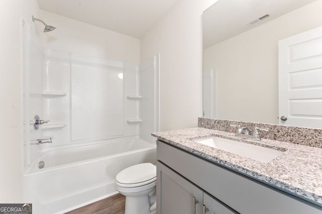 103 Bluefin Street, Adairsville, GA 30103