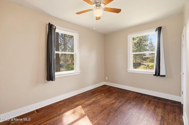 124 N 4th St, Cheney, WA 99004