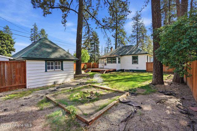 124 N 4th St, Cheney, WA 99004