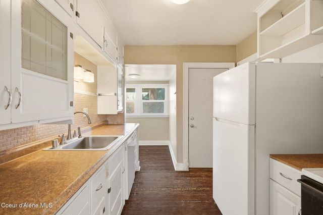 124 N 4th St, Cheney, WA 99004