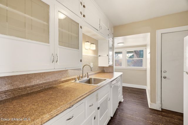 124 N 4th St, Cheney, WA 99004