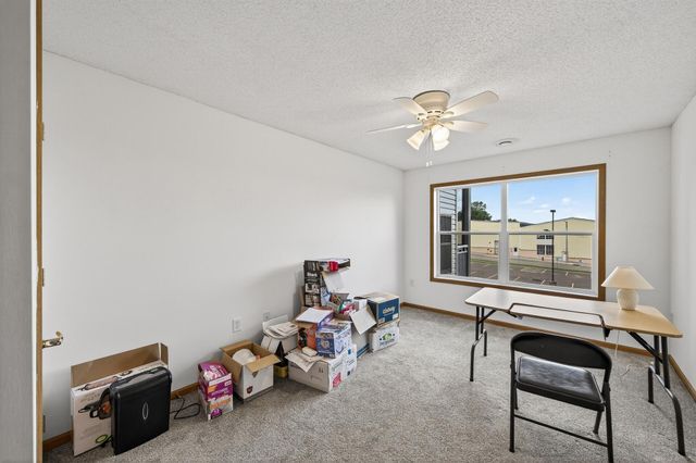 2231 Penn Place 120, North Saint Paul, MN 55109