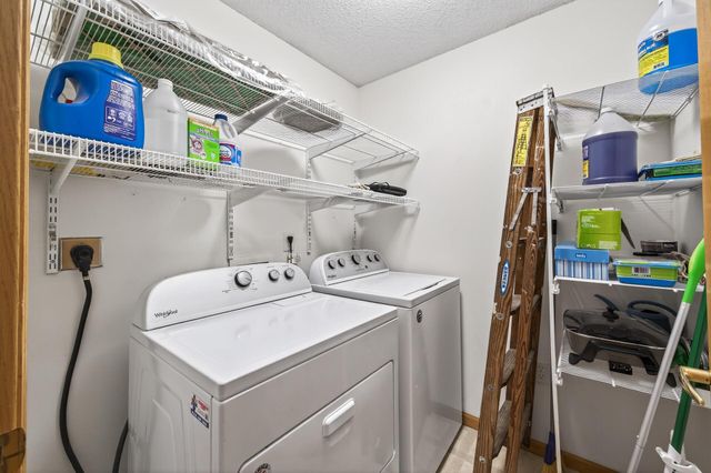 2231 Penn Place 120, North Saint Paul, MN 55109