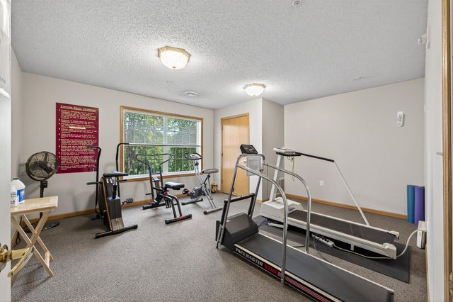 2231 Penn Place 120, North Saint Paul, MN 55109