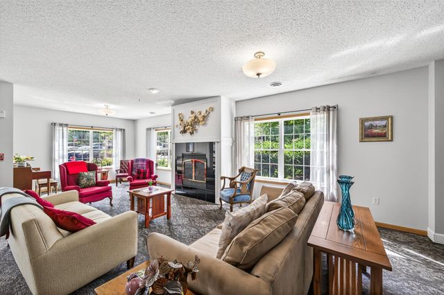 2231 Penn Place 120, North Saint Paul, MN 55109